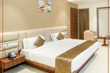 All Seasons Stay – A stylish and cozy hotel in Lucknow, featuring royal premium rooms and a prime location for travelers seeking top-rated hotels in Gomti Nagar, Lucknow.