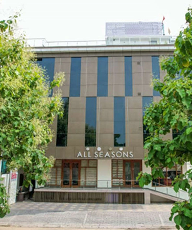 All Seasons Stay – A premium 3-star hotel in Lucknow offering comfort and convenience. Ideal choice for travelers looking for best hotels in Gomti Nagar, Lucknow.