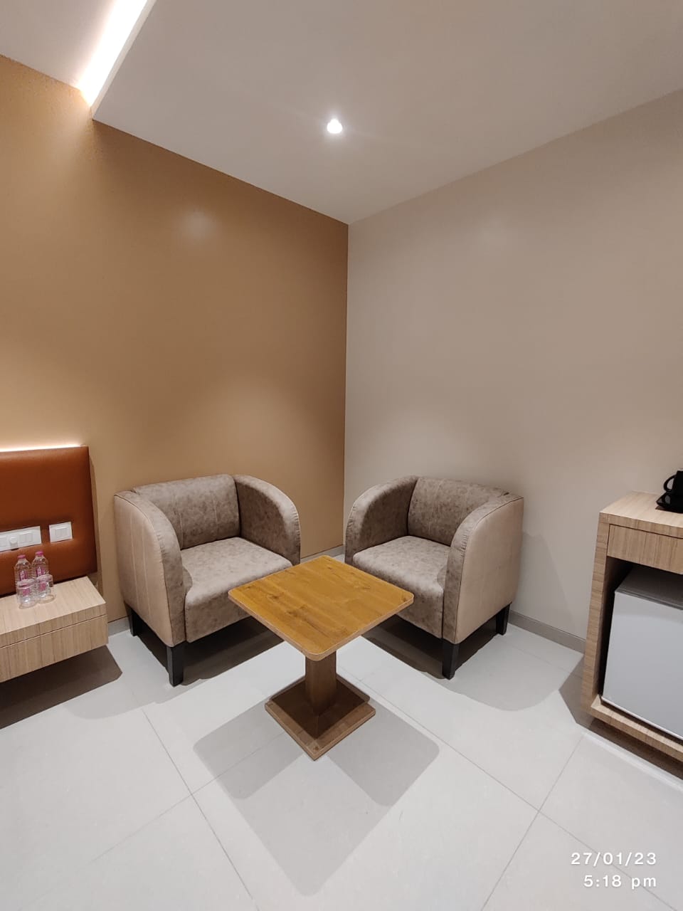 All Seasons Stay – A thoughtfully designed 3-star hotel in Lucknow, offering premium rooms, exceptional service, and a prime location, making it a top choice among the best hotels in Lucknow.